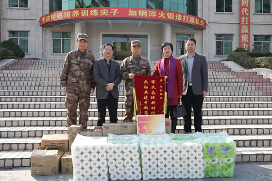 cq9电子在线登录送新春祝福进军营 cq9电子在线登录送新春祝福进军营